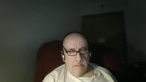 Snapshot of needlesslove chatting on 05/24/26, 12:59 Tom online show from 05/24/26, 12:59