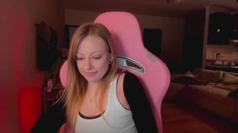 Snapshot of needmorespeed chatting on 02/17/25, 09:52 m a r i a online show from 02/17/25, 09:52