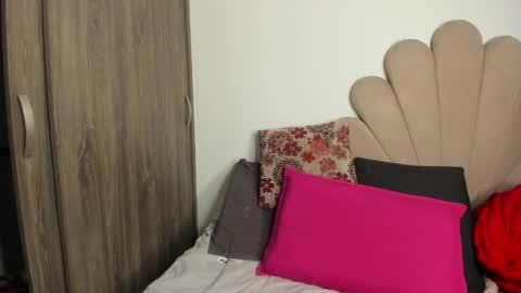 Nei turn green online show from 02/09/26, 01:20