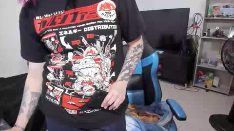 Geek Nicole    im Neeko UwU online show from 12/16/25, 06:46