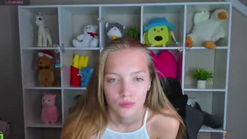 Snapshot of neelly_collins chatting on 07/07/26, 09:02 Nelly online show from 07/07/26, 09:02