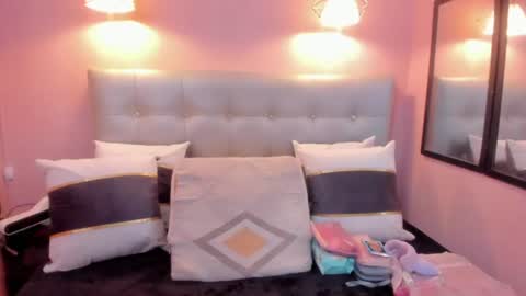 Snapshot of neferet_opal chatting on 07/16/26, 01:55 neferet_opal online show from 07/16/26, 01:55