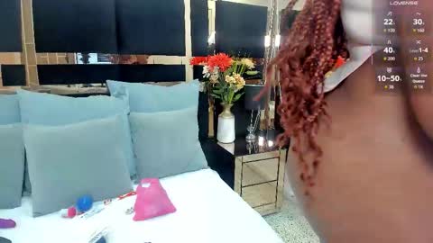 nefferetcharlotte online show from 01/09/26, 09:49