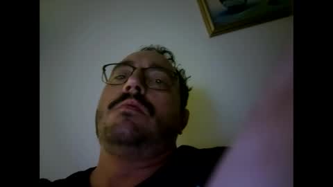 nefrako online show from 10/21/25, 07:42