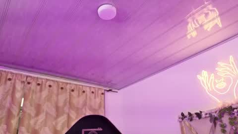 NEFTIS  online show from 04/16/26, 09:39