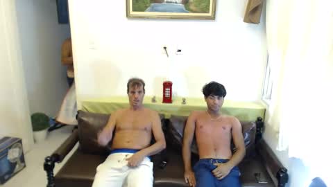 Snapshot of negative_blood chatting on 12/19/24, 03:19 Marcelo and Luiz online show from 12/19/24, 03:19