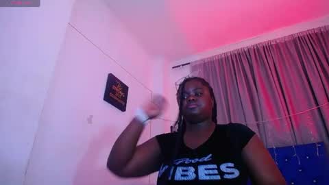 Snapshot of neighbor_ebony chatting on 06/24/26, 03:05 CHIKY online show from 06/24/26, 03:05