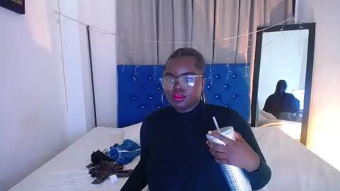 Snapshot of neighbor_ebony chatting on 07/22/26, 03:09 CHIKY online show from 07/22/26, 03:09