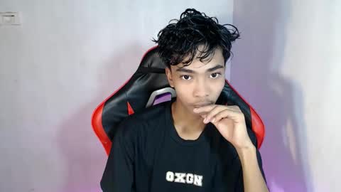 neil_asian69 online show from 11/01/25, 04:58