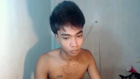 neil_asian69 online show from 11/13/25, 06:51