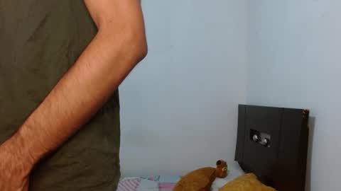 Snapshot of neithanzyn chatting on 12/18/24, 02:49 Neithanzyn online show from 12/18/24, 02:49