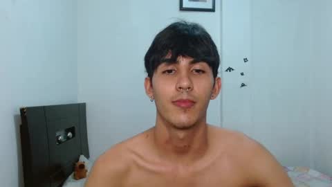 Snapshot of neithanzyn chatting on 12/27/24, 12:07 Neithanzyn online show from 12/27/24, 12:07