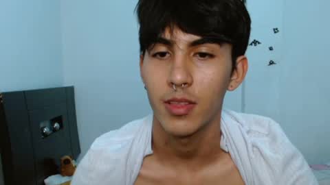 Snapshot of neithanzyn chatting on 12/27/24, 07:35 Neithanzyn online show from 12/27/24, 07:35