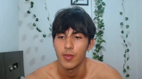 Snapshot of neithanzyn chatting on 01/30/25, 01:22 Neithanzyn online show from 01/30/25, 01:22