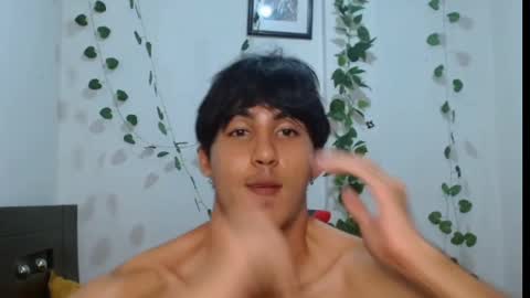 Snapshot of neithanzyn chatting on 02/19/25, 02:33 Neithanzyn online show from 02/19/25, 02:33