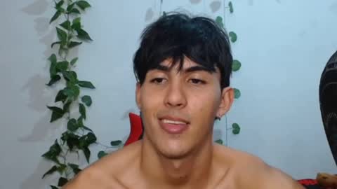 Snapshot of neithanzyn chatting on 02/23/25, 10:31 Neithanzyn online show from 02/23/25, 10:31