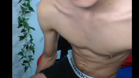 Snapshot of neithanzyn chatting on 03/02/25, 07:56 Neithanzyn online show from 03/02/25, 07:56