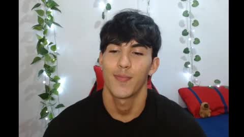 Snapshot of neithanzyn chatting on 03/09/25, 07:37 Neithanzyn online show from 03/09/25, 07:37