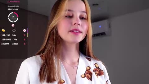 Snapshot of neldaaskins chatting on 02/11/25, 01:41 Lana online show from 02/11/25, 01:41