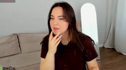 Snapshot of nelie_evans chatting on 06/27/26, 12:59 nelie_evans online show from 06/27/26, 12:59