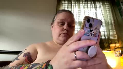 Nellie Atlas online show from 04/15/26, 06:26