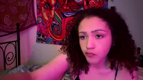 Snapshot of nellbee chatting on 03/29/26, 12:10 Nell xo online show from 03/29/26, 12:10