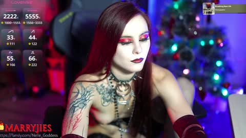 Snapshot of nelle_ chatting on 01/02/25, 01:51 online show from 01/02/25, 01:51