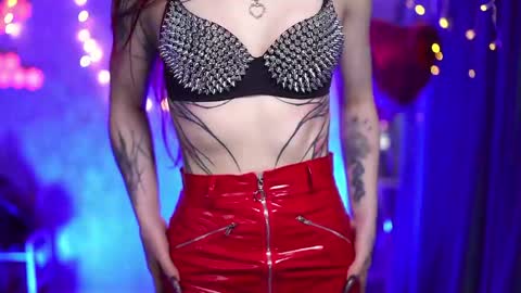    online show from 04/01/26, 12:11