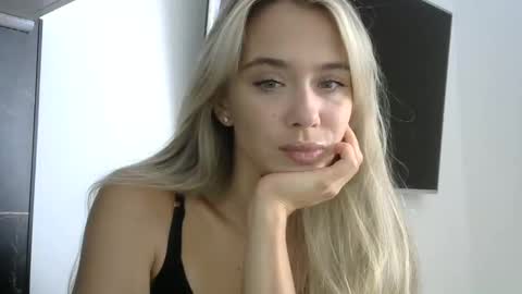 nelly_fortu online show from 05/07/26, 11:15