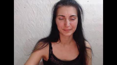 Nensy online show from 10/20/25, 01:55