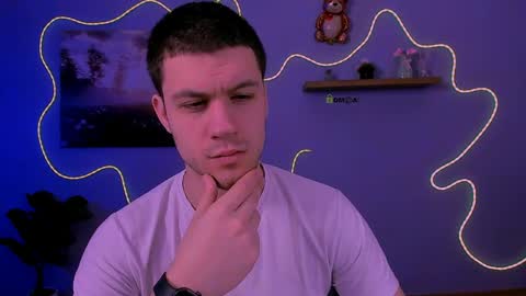 neo_raze_ online show from 04/02/26, 06:49