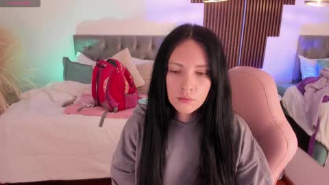 Sarah  online show from 02/05/26, 02:38