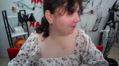 NeonilaLisova online show from 11/11/25, 12:05