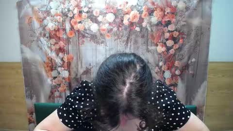 NeonilaLisova online show from 02/02/26, 12:15