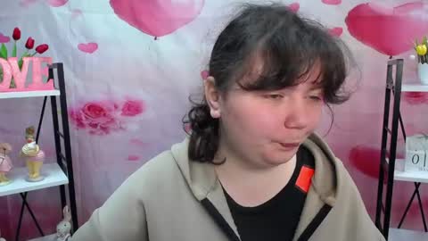 Snapshot of neonilalisova chatting on 05/03/26, 05:13 NeonilaLisova online show from 05/03/26, 05:13