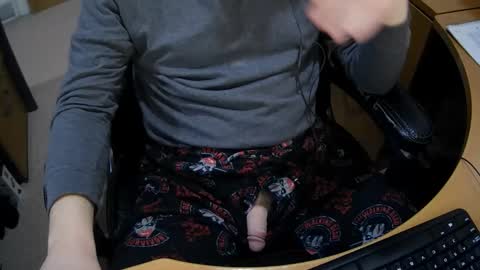 Snapshot of neotee3 chatting on 03/09/25, 04:05 Neotee online show from 03/09/25, 04:05