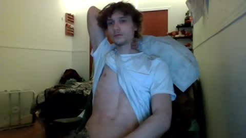 Snapshot of nephew_p chatting on 06/08/26, 01:28 nephew_p online show from 06/08/26, 01:28