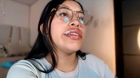 Helena    Every Friday new video for my fan club loves  online show from 01/20/25, 08:40