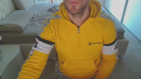 Snapshot of nerchia_89 chatting on 10/05/25, 02:37 Nerchia89 online show from 10/05/25, 02:37