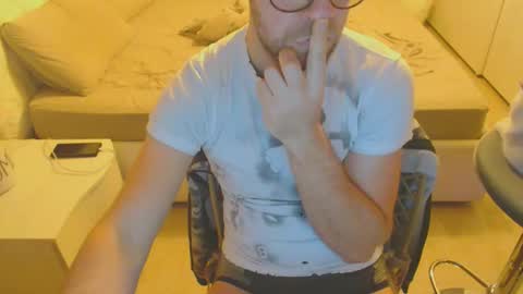 Snapshot of nerchia_89 chatting on 11/02/25, 03:58 Nerchia89 online show from 11/02/25, 03:58