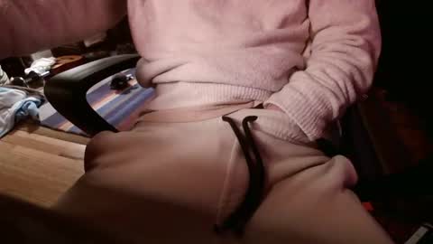 Snapshot of nerdyboi22 chatting on 02/24/25, 03:02 nerdyboi22 online show from 02/24/25, 03:02