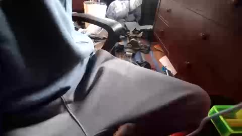 Snapshot of nerdyboi22 chatting on 10/14/25, 07:03 nerdyboi22 online show from 10/14/25, 07:03