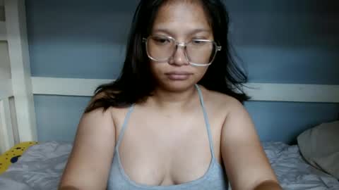 Snapshot of nerdypinaypie chatting on 07/07/26, 01:08 nerdypinaypie online show from 07/07/26, 01:08