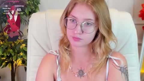 Nerissa online show from 09/25/25, 08:12