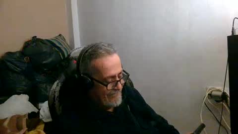 Snapshot of neron401 chatting on 04/20/26, 11:06 neron401 online show from 04/20/26, 11:06