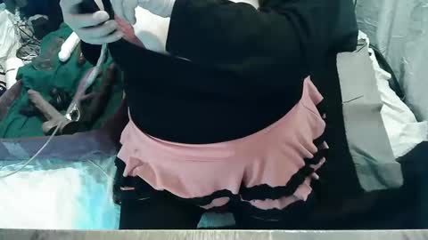 neslihan online show from 02/11/25, 03:40