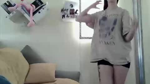 nessa2007 online show from 02/28/26, 10:05