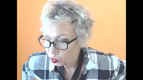 NessyJenixs online show from 10/07/25, 08:11