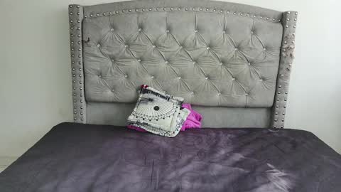 nesuko_kamado online show from 01/10/26, 04:20