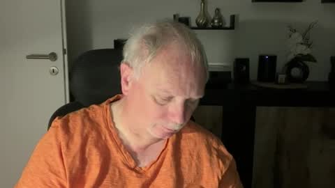 nettermann1968 online show from 10/19/25, 03:29